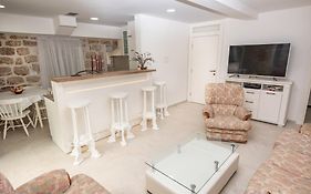 Apartment Kula